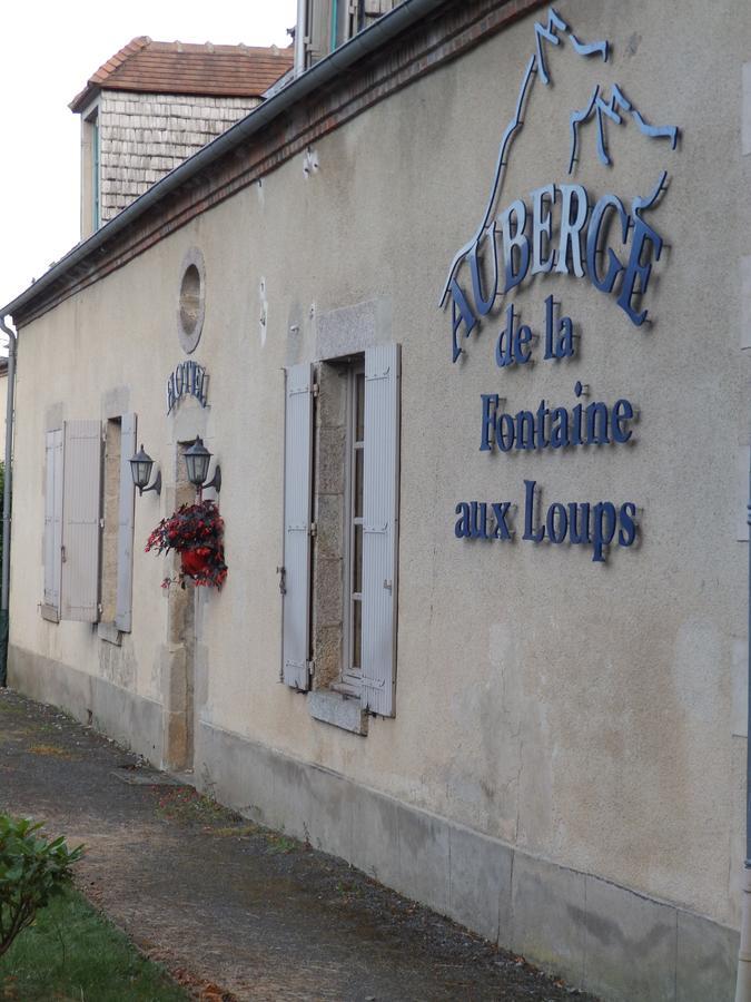 La Fontaine Aux Loups Hotel Saint-Sulpice-le-Dunois Buitenkant foto